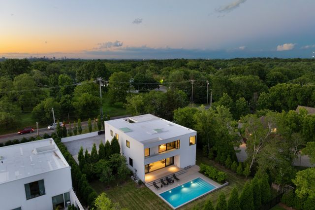 1143 Battery Ln, Nashville, TN 37220