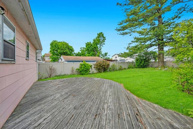 529 Liberty Street, Uniondale, NY 11553