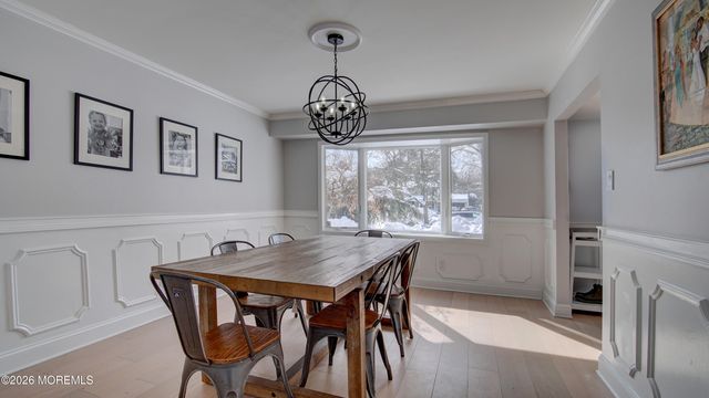 23 Livingston Lane, Manalapan, NJ 07726