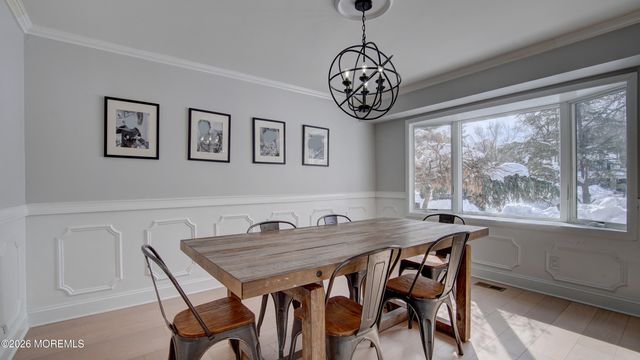 23 Livingston Lane, Manalapan, NJ 07726