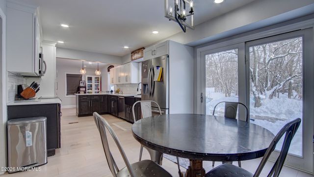 23 Livingston Lane, Manalapan, NJ 07726