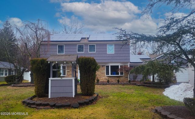23 Livingston Lane, Manalapan, NJ 07726