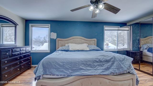 23 Livingston Lane, Manalapan, NJ 07726