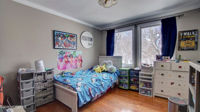 23 Livingston Lane, Manalapan, NJ 07726