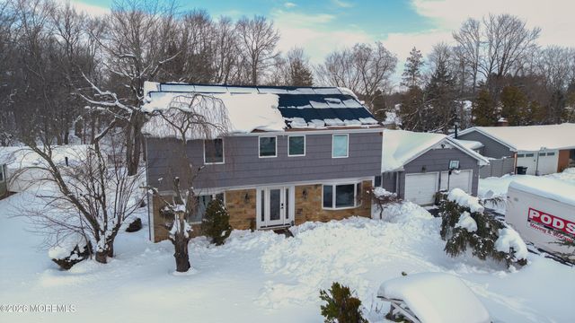 23 Livingston Lane, Manalapan, NJ 07726