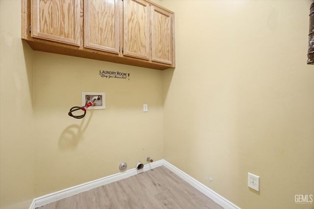 5423 Tyner Lane, Bakersfield, CA 93307