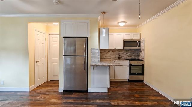 3021 Edwin 2J, Fort Lee, NJ 07024