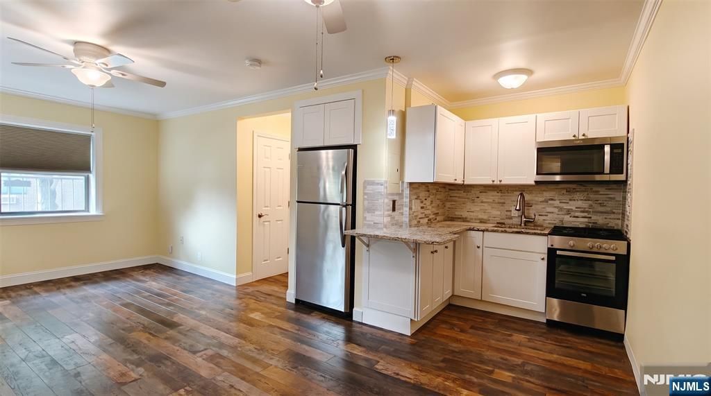 3021 Edwin 2J, Fort Lee, NJ 07024