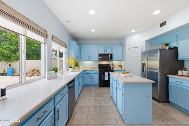 43406 Rucker Street, Lancaster, CA 93535
