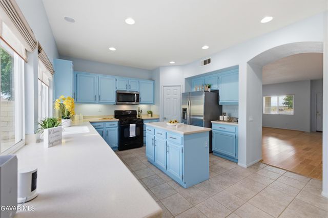 43406 Rucker Street, Lancaster, CA 93535