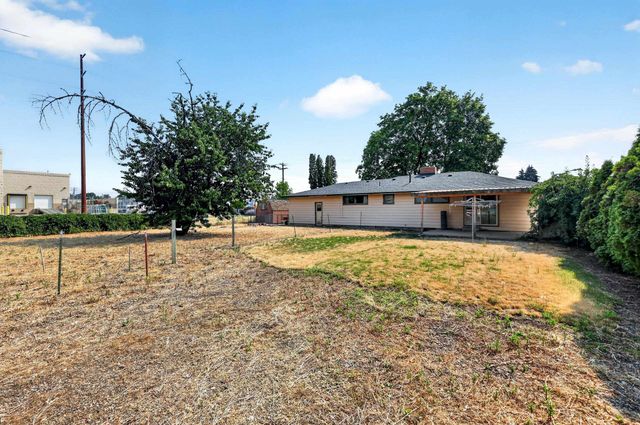 206 S Blake Rd, Spokane Valley, WA 99216