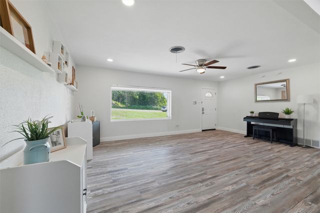 421 E Tarrant Road, Grand Prairie, TX 75050