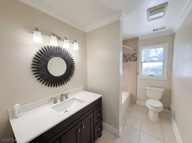 10 Liberty Ln, Franklin Twp., NJ 08873