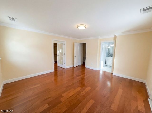 10 Liberty Ln, Franklin Twp., NJ 08873