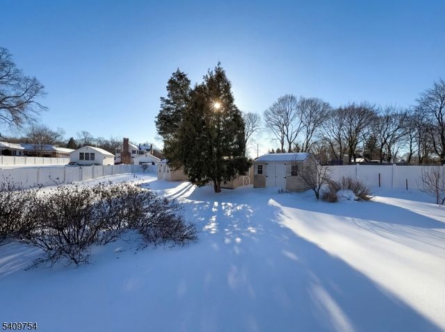 10 Liberty Ln, Franklin Twp., NJ 08873