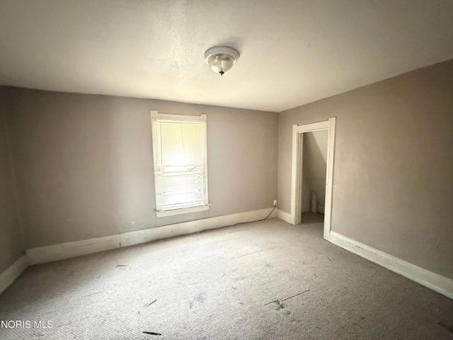 1143 South Avenue, Toledo, OH 43609