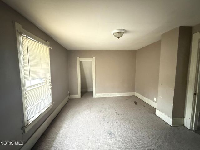 1143 South Avenue, Toledo, OH 43609