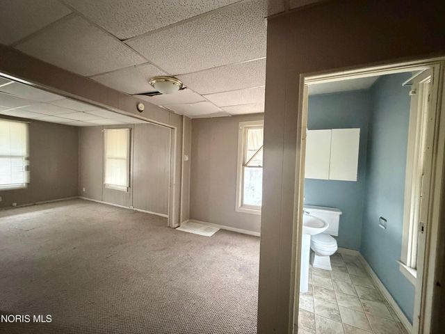 1143 South Avenue, Toledo, OH 43609