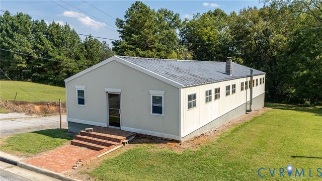 104 Cotton St, Lawrenceville, VA 23868