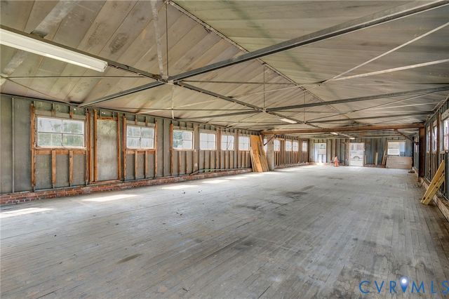 104 Cotton St, Lawrenceville, VA 23868