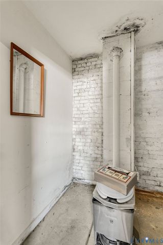 104 Cotton St, Lawrenceville, VA 23868