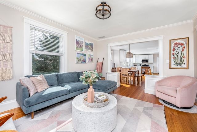 26 Cedar St 2, Marblehead, MA 01945