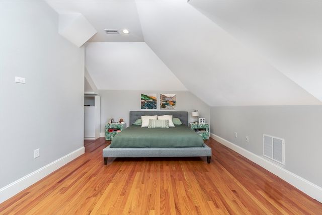 26 Cedar St 2, Marblehead, MA 01945
