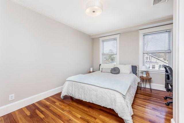 26 Cedar St 2, Marblehead, MA 01945