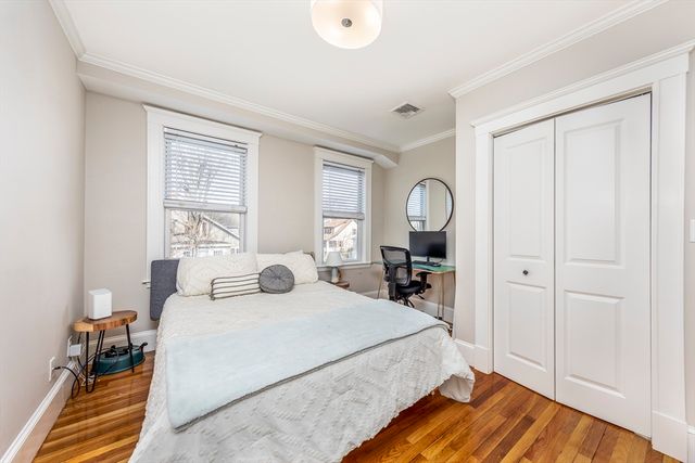 26 Cedar St 2, Marblehead, MA 01945