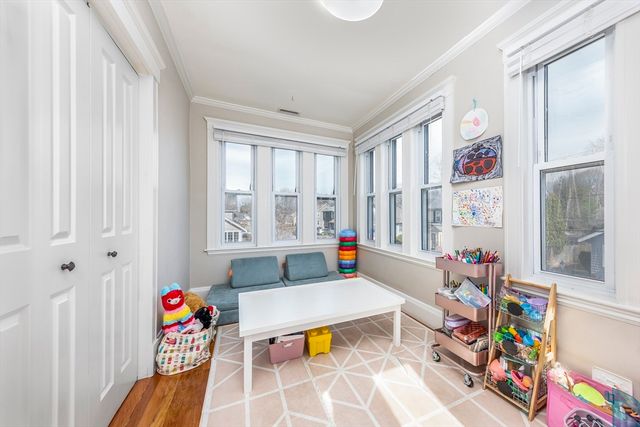 26 Cedar St 2, Marblehead, MA 01945