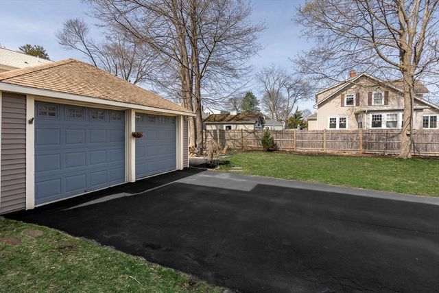 26 Cedar St 2, Marblehead, MA 01945