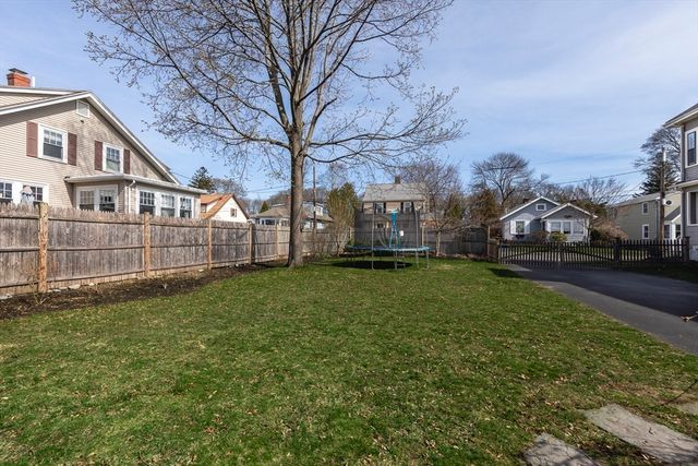 26 Cedar St 2, Marblehead, MA 01945