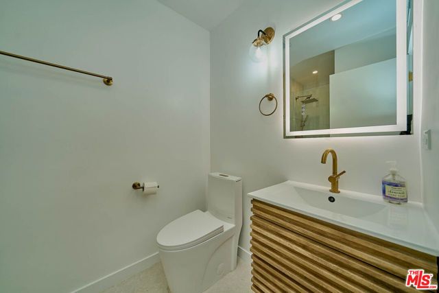 840 18th Street 1, Santa Monica, CA 90403