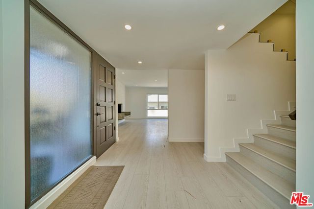840 18th Street 1, Santa Monica, CA 90403