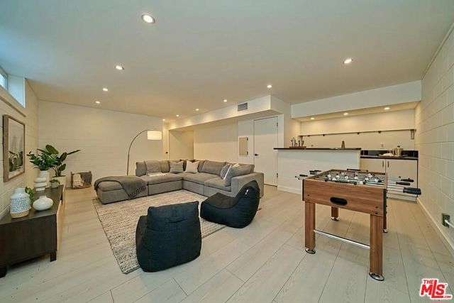 840 18th Street 1, Santa Monica, CA 90403