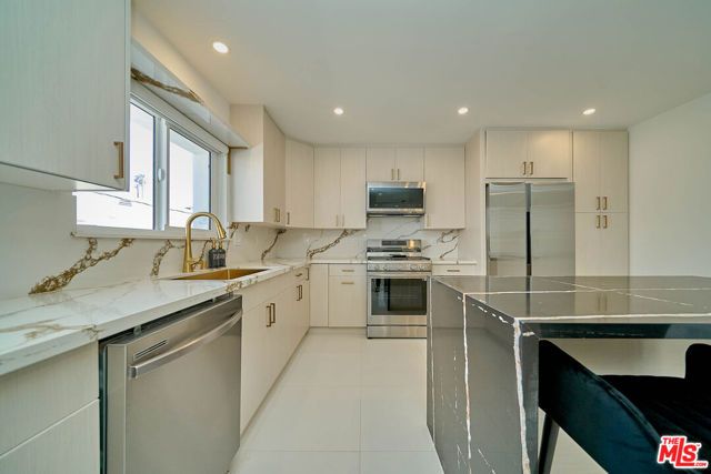 840 18th Street 1, Santa Monica, CA 90403