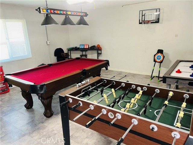 385 Wylerhorn, Crestline, CA 92325