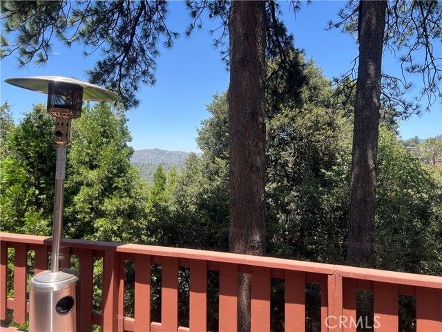 385 Wylerhorn, Crestline, CA 92325