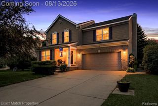 1633 Four Seasons Drive, Howell, MI 48843