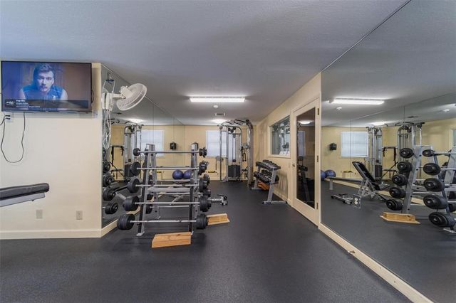6033 34TH STREET W 132, Bradenton, FL 34210