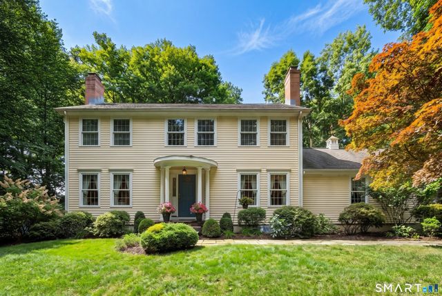 16 Jonathan Drive, Roxbury, CT 06783