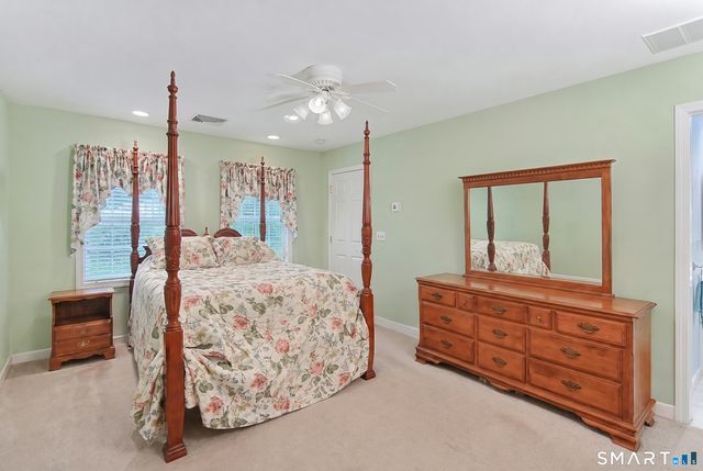 16 Jonathan Drive, Roxbury, CT 06783