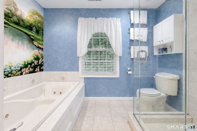 16 Jonathan Drive, Roxbury, CT 06783