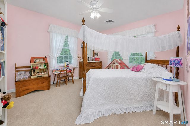 16 Jonathan Drive, Roxbury, CT 06783