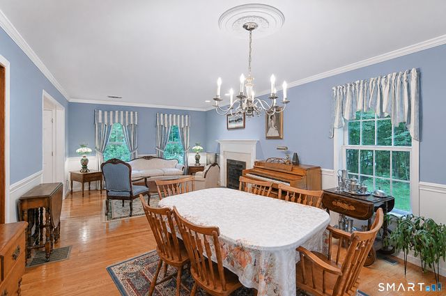 16 Jonathan Drive, Roxbury, CT 06783