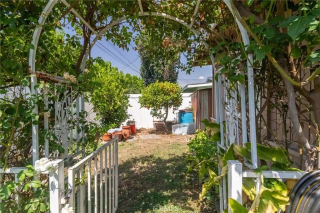 211 Orchid Court, Redlands, CA 92373