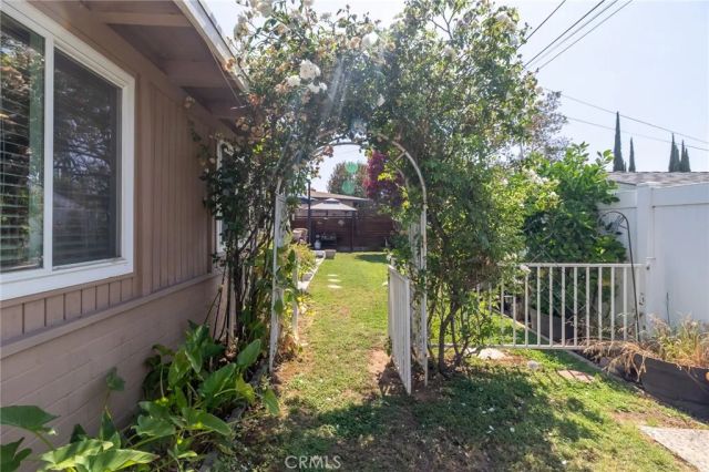 211 Orchid Court, Redlands, CA 92373