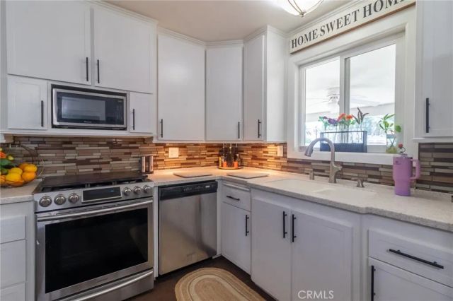211 Orchid Court, Redlands, CA 92373
