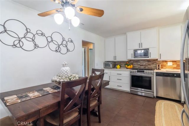 211 Orchid Court, Redlands, CA 92373