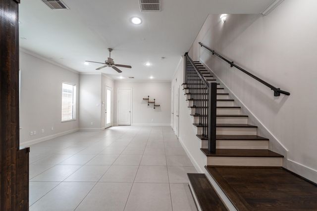 3504 Chenevert Street A, Houston, TX 77004